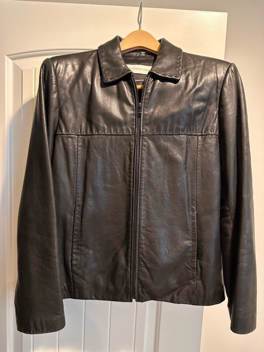 Jones New York Women’s Genuine Leather Jacket Black Size M Classic Zip